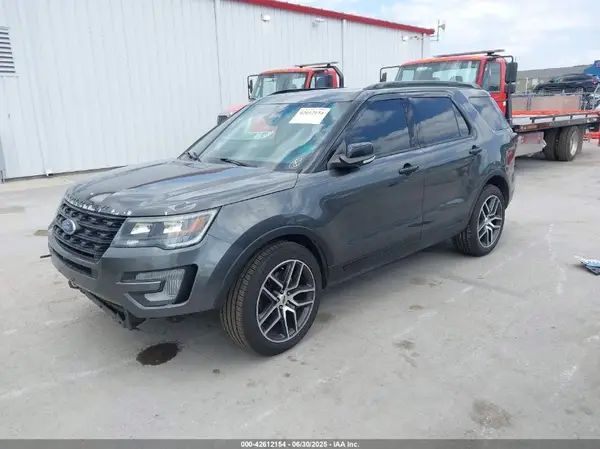 1FM5K8GT2HGA26645 2017 FORD EXPLORER - Image 2