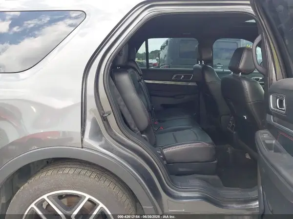 1FM5K8GT2HGA26645 2017 FORD EXPLORER - Image 8