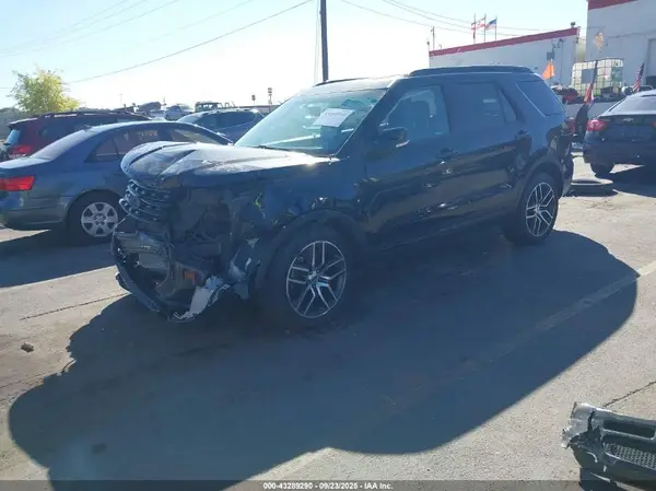 1FM5K8GT2HGA60097 2017 FORD EXPLORER - Image 2