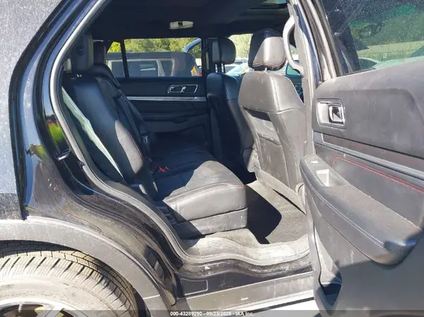 1FM5K8GT2HGA60097 2017 FORD EXPLORER - Image 8