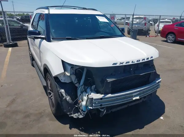 1FM5K8GT2HGB64444 2017 FORD EXPLORER - Image 1