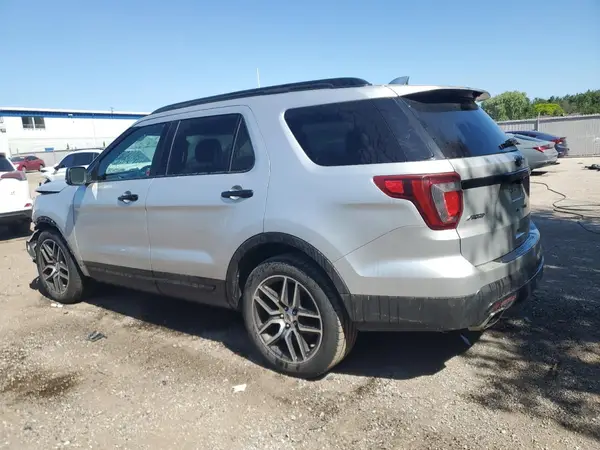 1FM5K8GT2HGB84385 2017 FORD EXPLORER - Image 2