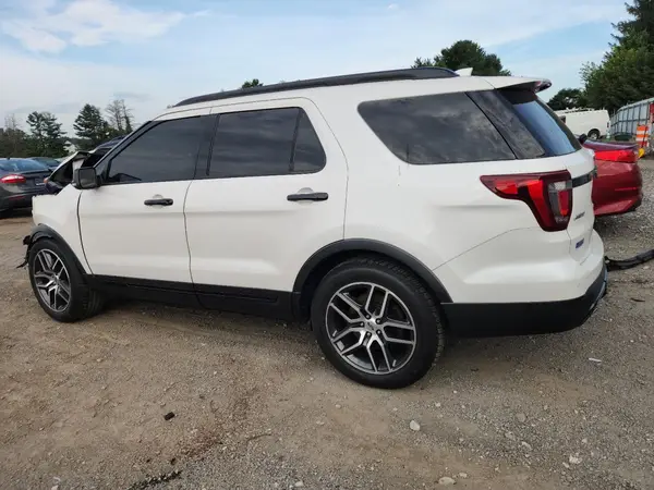 1FM5K8GT2HGC02383 2017 FORD EXPLORER - Image 2