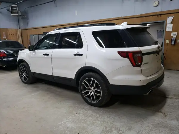 1FM5K8GT2HGC36596 2017 FORD EXPLORER - Image 2