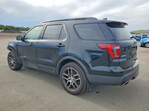 1FM5K8GT2HGC98676 2017 FORD EXPLORER - Image 2