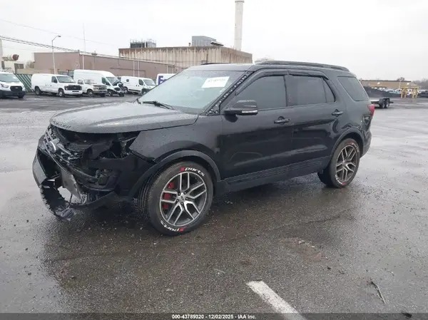 1FM5K8GT2HGE31324 2017 FORD EXPLORER - Image 2
