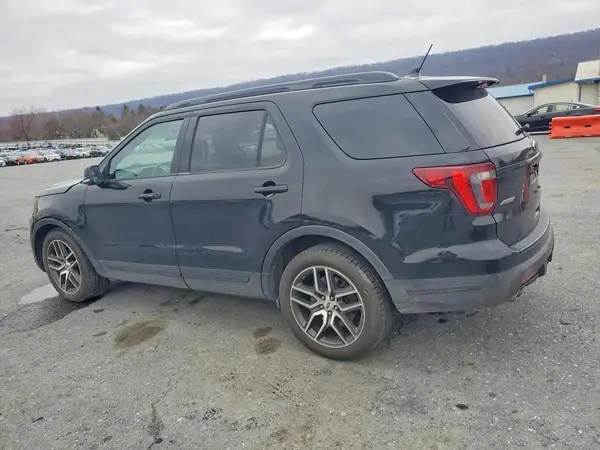 1FM5K8GT2JGA11262 2018 FORD EXPLORER - Image 2