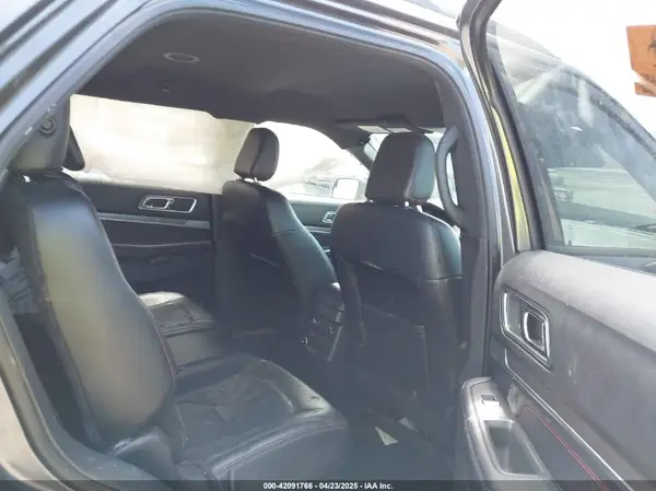 1FM5K8GT2JGA43001 2018 FORD EXPLORER - Image 8