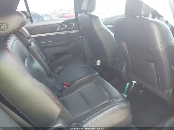 1FM5K8GT2JGB35161 2018 FORD EXPLORER - Image 8