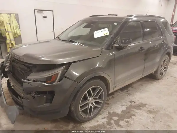 1FM5K8GT2JGC35762 2018 FORD EXPLORER - Image 2
