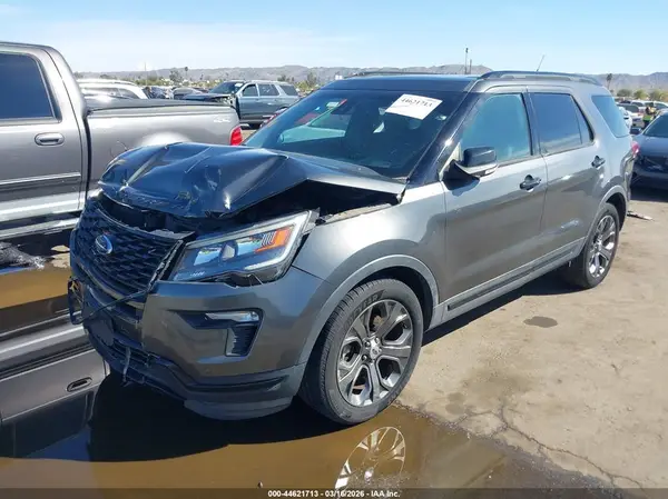 1FM5K8GT2JGC72312 2018 FORD EXPLORER - Image 2