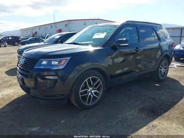 1FM5K8GT2JGC72522 2018 FORD EXPLORER - Image 2