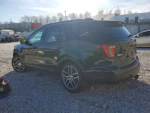 1FM5K8GT2KGA06080 2019 FORD EXPLORER - Image 2