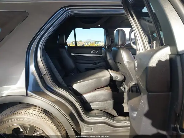 1FM5K8GT2KGA41489 2019 FORD EXPLORER - Image 8
