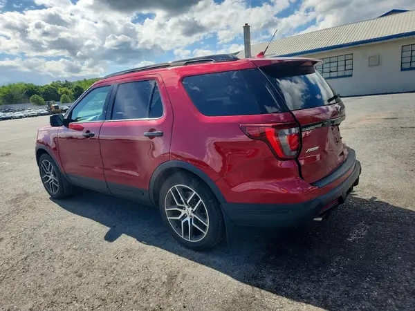 1FM5K8GT2KGA82639 2019 FORD EXPLORER - Image 2