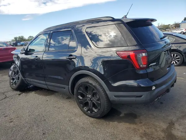 1FM5K8GT2KGB33587 2019 FORD EXPLORER - Image 2