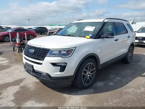 1FM5K8GT2KGB38269 2019 FORD EXPLORER - Image 2