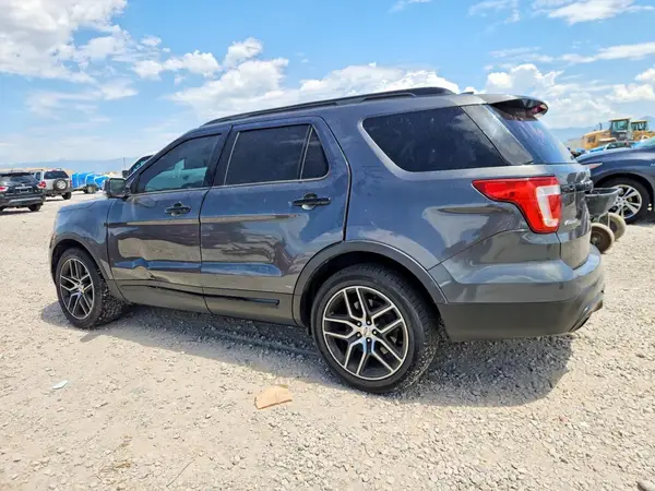 1FM5K8GT3GGA07438 2016 FORD EXPLORER - Image 2