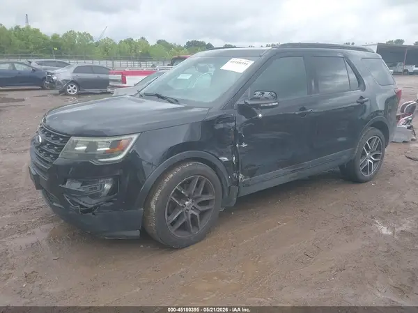 1FM5K8GT3GGA32744 2016 FORD EXPLORER - Image 2
