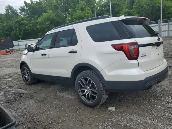 1FM5K8GT3GGA41704 2016 FORD EXPLORER - Image 2