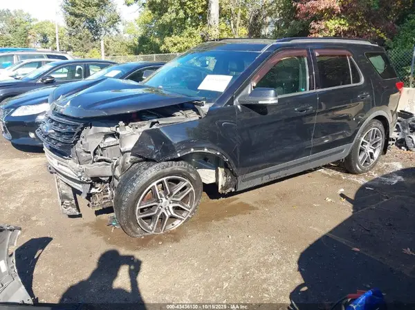 1FM5K8GT3GGA42934 2016 FORD EXPLORER - Image 2