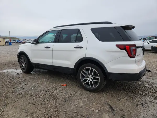 1FM5K8GT3GGA62049 2016 FORD EXPLORER - Image 2