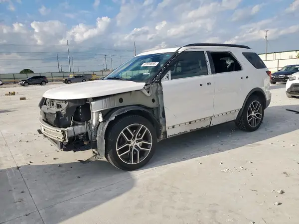 1FM5K8GT3GGC63546 2016 FORD EXPLORER - Image 1