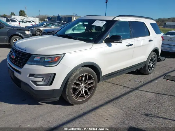 1FM5K8GT3GGC66110 2016 FORD EXPLORER - Image 2