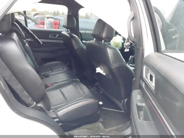 1FM5K8GT3GGC70402 2016 FORD EXPLORER - Image 8