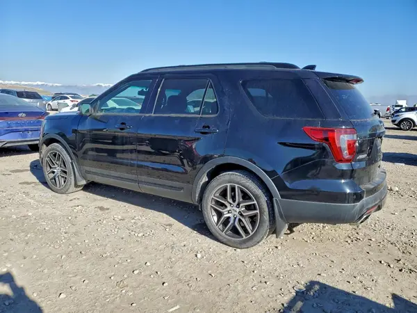 1FM5K8GT3GGC80024 2016 FORD EXPLORER - Image 2
