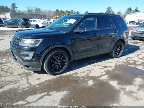 1FM5K8GT3GGD33174 2016 FORD EXPLORER - Image 2