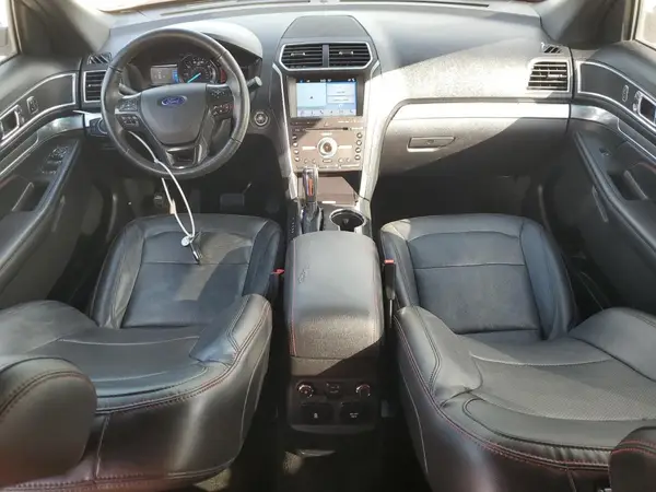 1FM5K8GT3HGA20532 2017 FORD EXPLORER - Image 8
