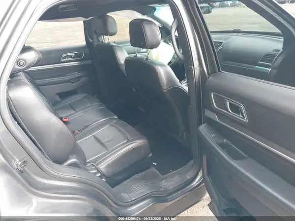 1FM5K8GT3HGA34978 2017 FORD EXPLORER - Image 8