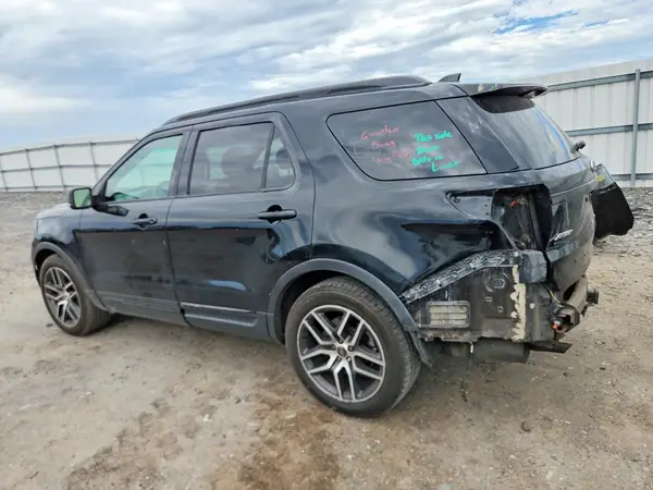1FM5K8GT3HGA39940 2017 FORD EXPLORER - Image 2
