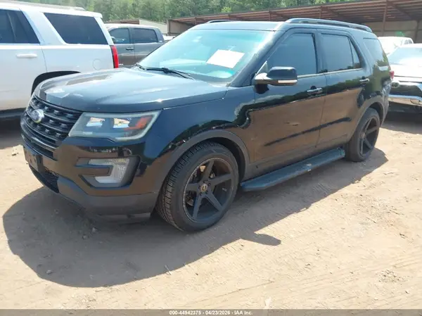 1FM5K8GT3HGA40618 2017 FORD EXPLORER - Image 2