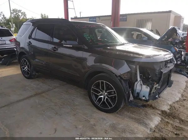 1FM5K8GT3HGA88040 2017 FORD EXPLORER - Image 1