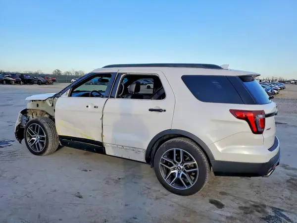 1FM5K8GT3HGA98311 2017 FORD EXPLORER - Image 2