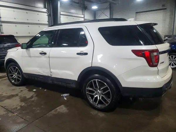 1FM5K8GT3HGB06679 2017 FORD EXPLORER - Image 2