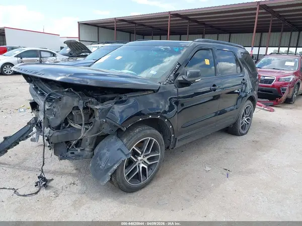 1FM5K8GT3HGD16764 2017 FORD EXPLORER - Image 2