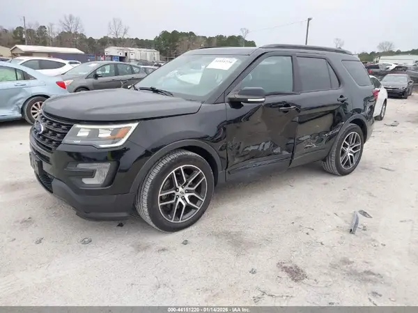 1FM5K8GT3HGD20961 2017 FORD EXPLORER - Image 2