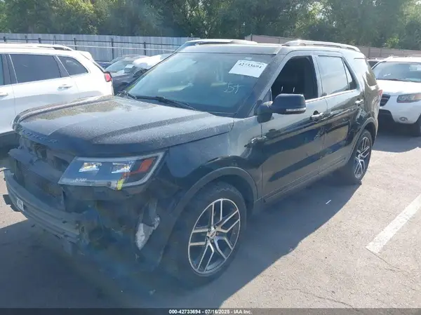 1FM5K8GT3HGD41311 2017 FORD EXPLORER - Image 2