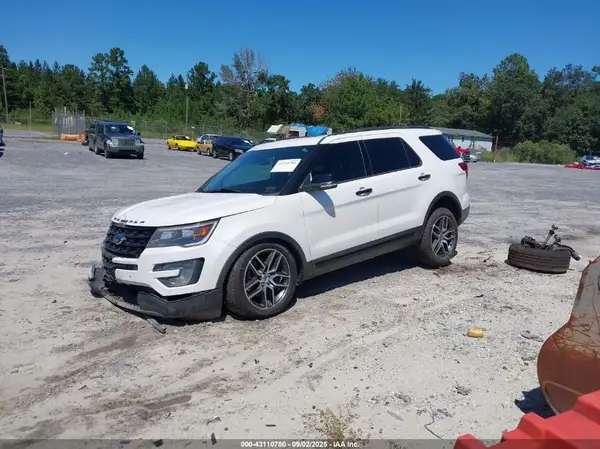 1FM5K8GT3HGD66077 2017 FORD EXPLORER - Image 2