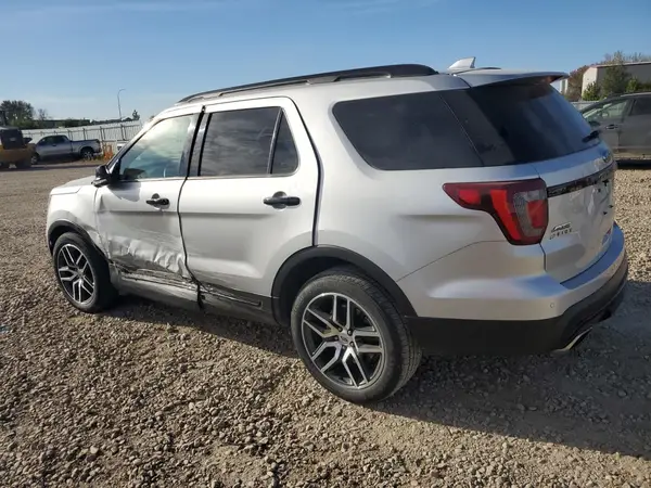 1FM5K8GT3HGE24026 2017 FORD EXPLORER - Image 2