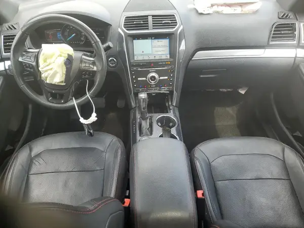 1FM5K8GT3HGE33146 2017 FORD EXPLORER - Image 8