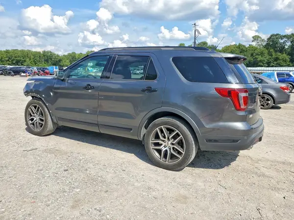 1FM5K8GT3JGA28765 2018 FORD EXPLORER - Image 2