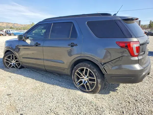 1FM5K8GT3JGB18532 2018 FORD EXPLORER - Image 2