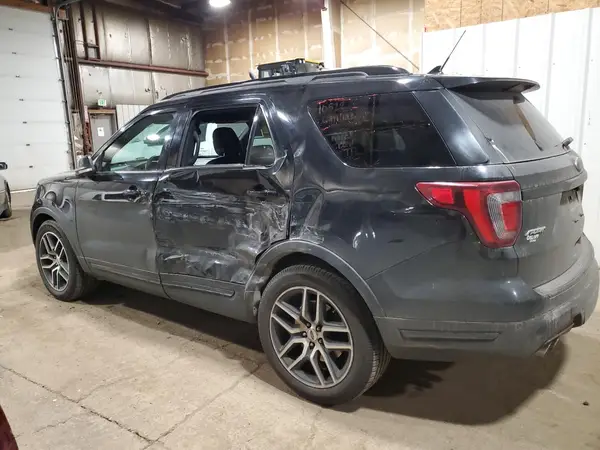 1FM5K8GT3JGB27912 2018 FORD EXPLORER - Image 2