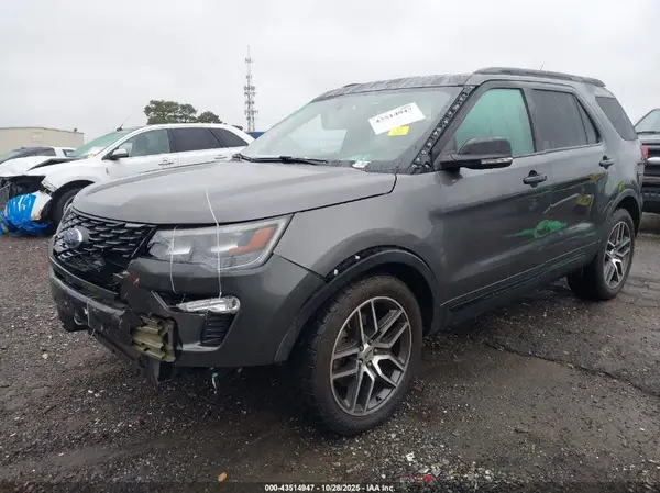 1FM5K8GT3JGB35282 2018 FORD EXPLORER - Image 2