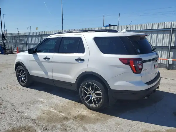 1FM5K8GT3JGB56827 2018 FORD EXPLORER - Image 2