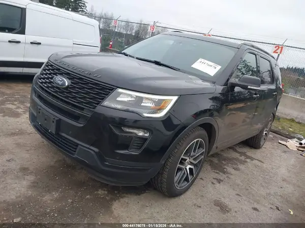 1FM5K8GT3JGB80268 2018 FORD EXPLORER - Image 2